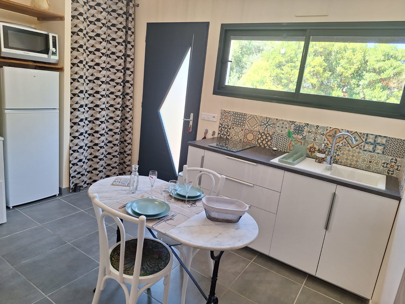 Gîte Les Agapanthes des Albères — vacances en famille ou en couple à Villelongue-dels-Monts, piscine chauffée, Roussillon